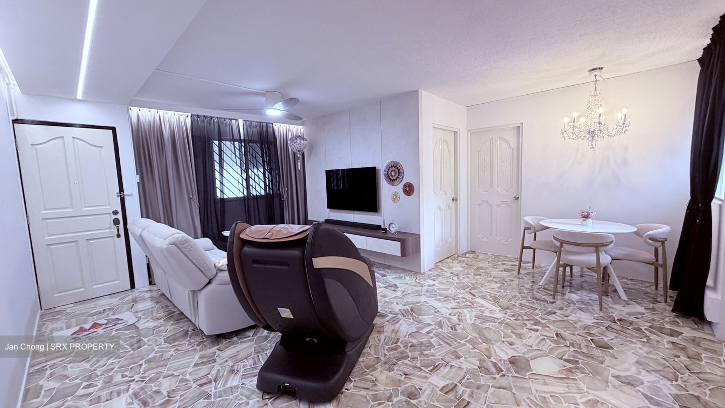 Blk 207 Jurong East View (Jurong East), HDB 4 Rooms #541164731